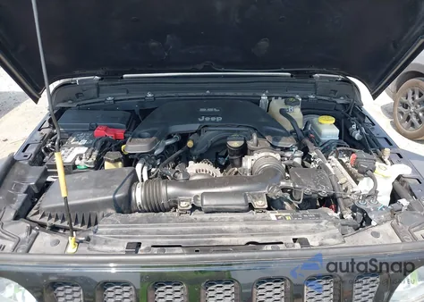 2018 Jeep Wrangler Unlimited Sport 4X4 from USA, damaged, VIN 1C4HJXDG4JW191470